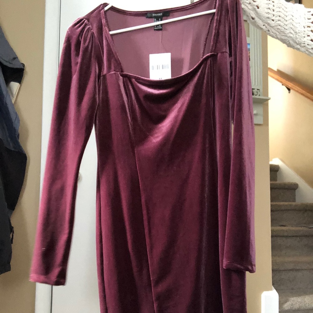 Burgundy Long Sleeve Velvet Dress